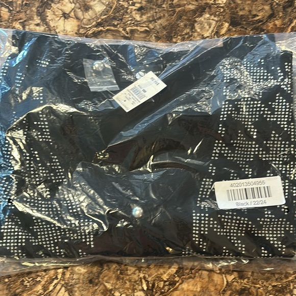 Plus ASHLEY STEWART Black Houndstooth Embellished Crop Cardigan Sweater - Picture 5 of 5